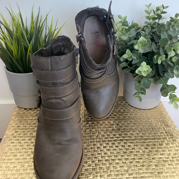 Taupe Heeled Ankle Boots - JustFab - Picture 5 of 6